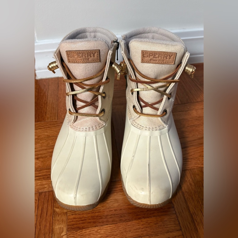 Sperry Cream and Gold Duck Boots Size 7